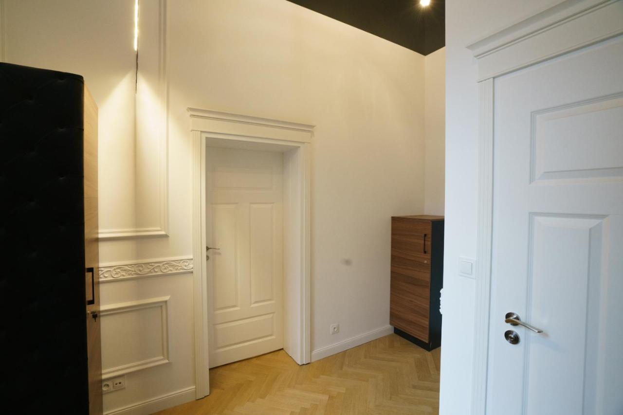 Prestige Apartment Rynek Кельце Екстер'єр фото