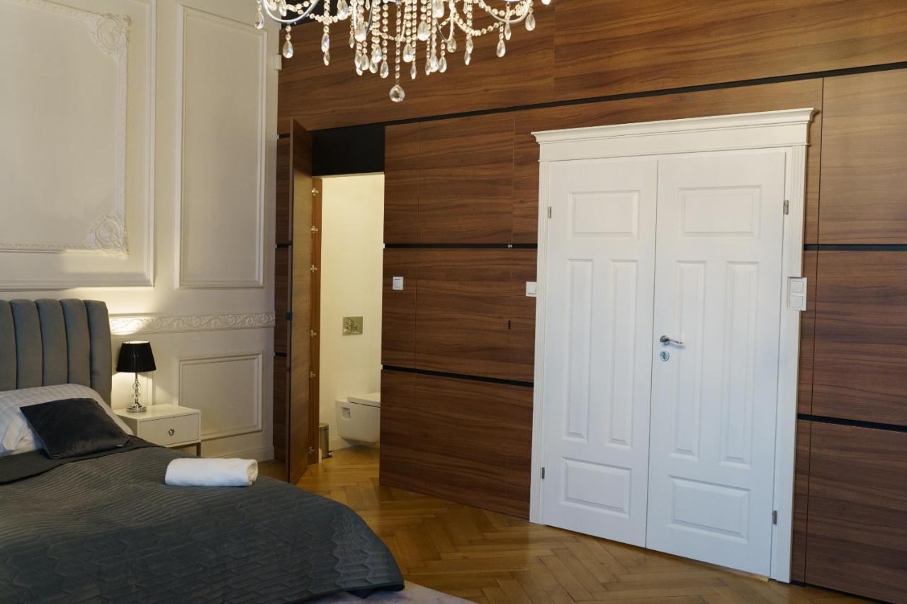 Prestige Apartment Rynek Кельце Екстер'єр фото
