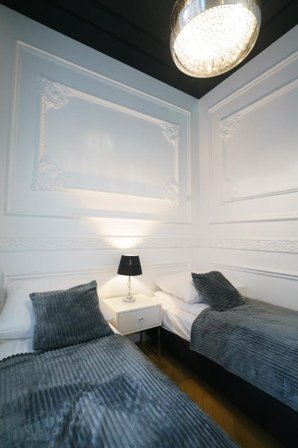 Prestige Apartment Rynek Кельце Екстер'єр фото