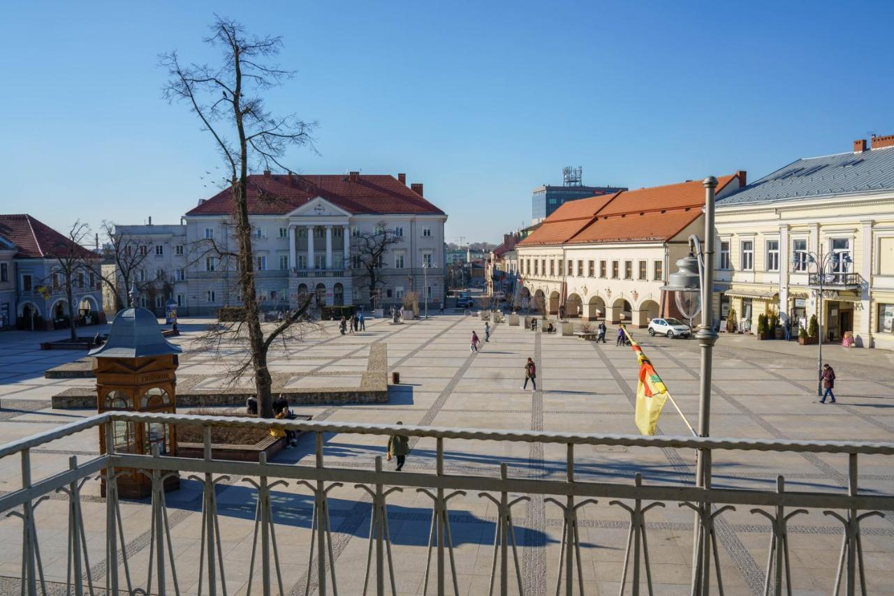 Prestige Apartment Rynek Кельце Екстер'єр фото